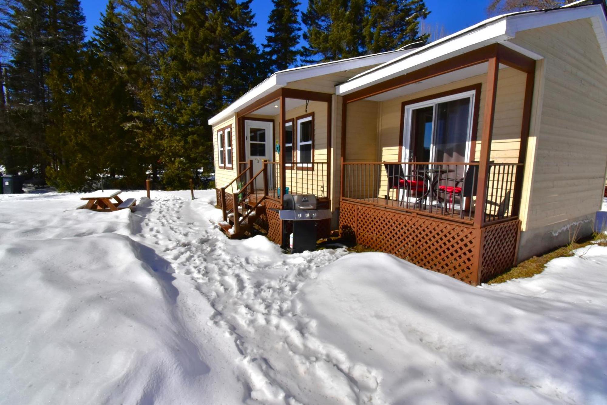 Emme Chalets Sainte-Lucie-de-Doncaster Dış mekan fotoğraf