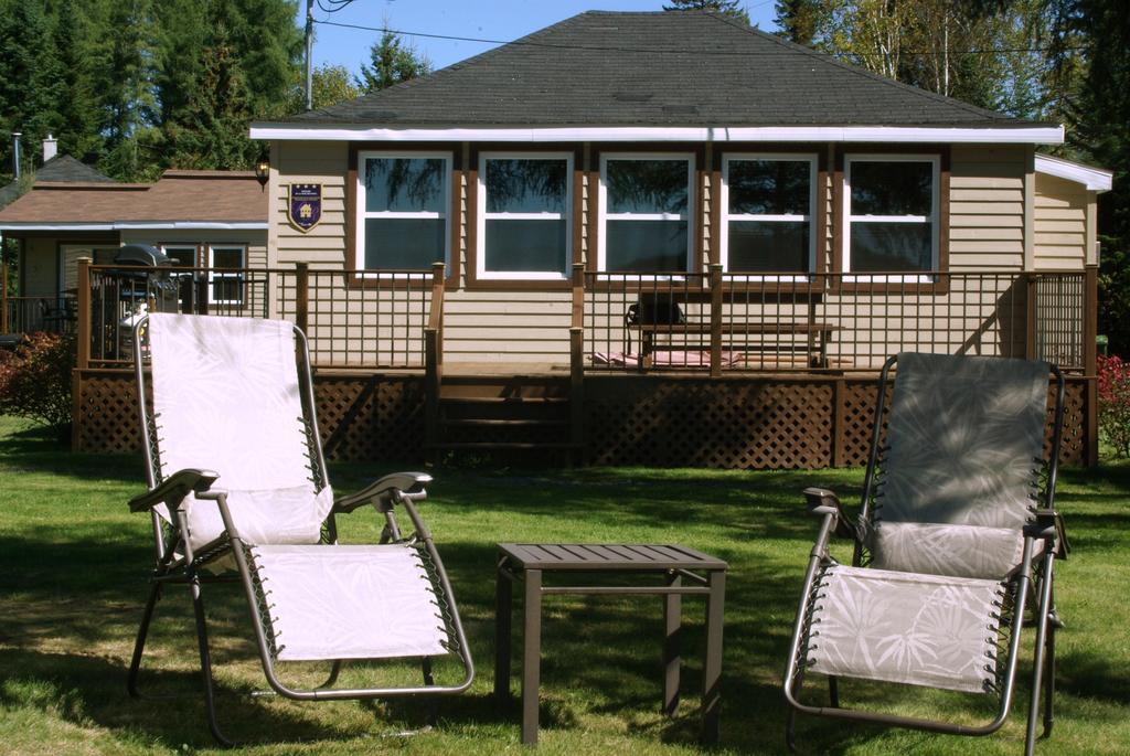 Emme Chalets Sainte-Lucie-de-Doncaster Oda fotoğraf