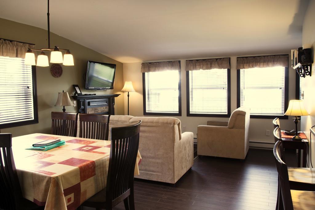 Emme Chalets Sainte-Lucie-de-Doncaster Oda fotoğraf